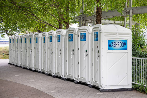Best Wedding porta potty rental  in Parkersburg, IA